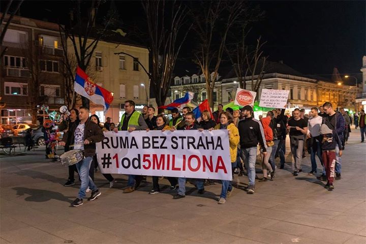 Protesti "1 od 5 miliona" u gradovima širom Srbije (FOTO, VIDEO) 8