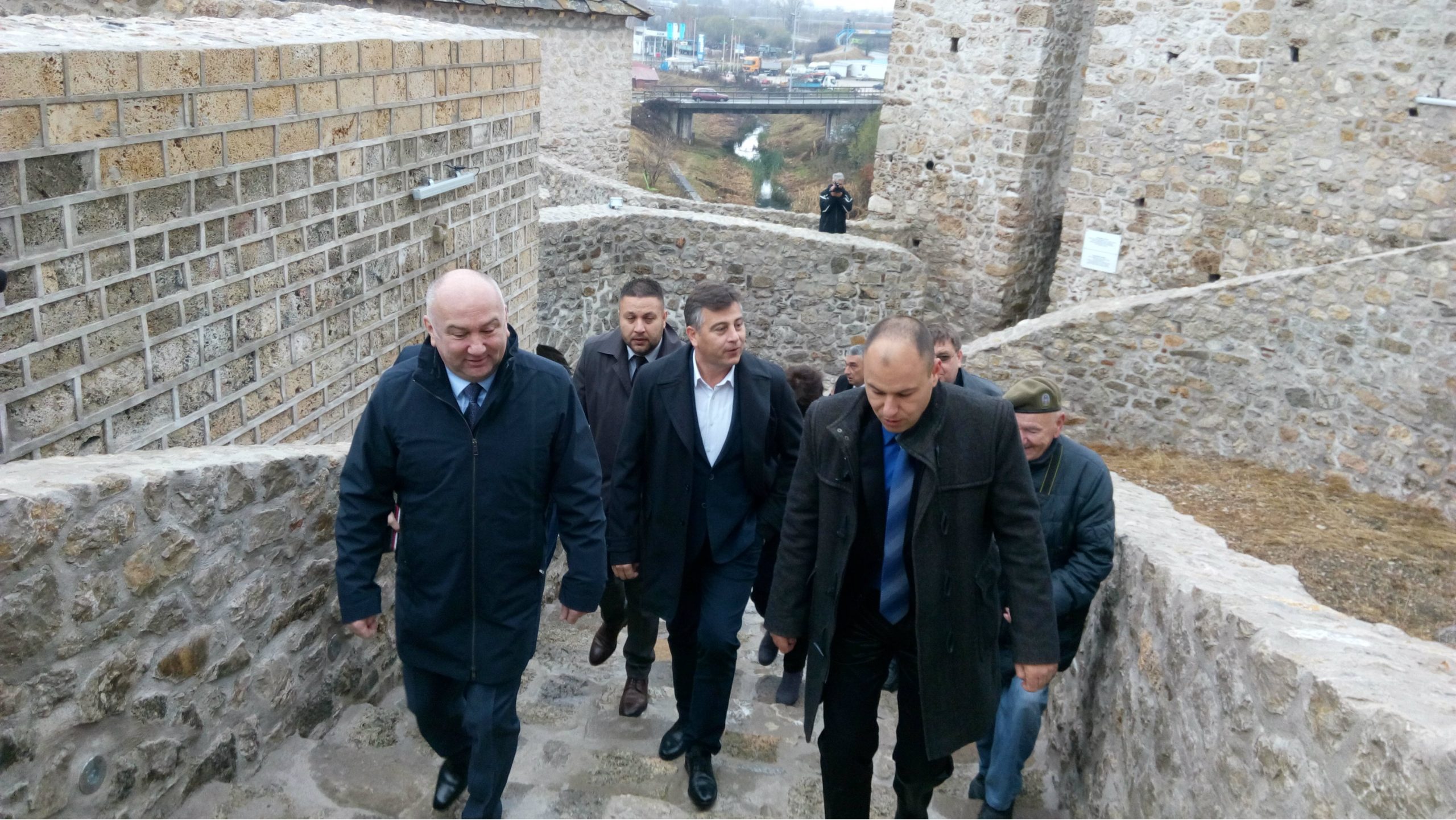 Aplikacija Momčilov grad: Virtuelno razgledanje Tvrđave u Pirotu 1