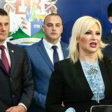 Mihajlović: Priština zabranila štampu, hranu, lekove, a sada bi i ljude 11