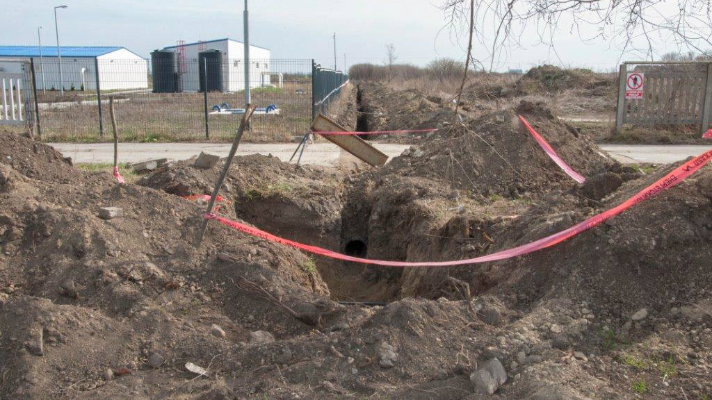 DSS: Zašto se kopa rov u blizini pogona za prečišćavanje vode u Zrenjaninu? 1