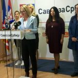 "Dnevnik slobodne Srbije" večeras ispred Pinka 6