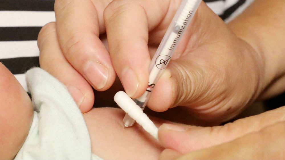 Neke bolnice u Poljskoj obustavile vakcinaciju zbog nedobijanja očekivanih doza 1