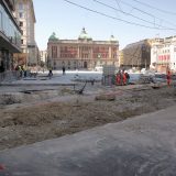 Ponovna blokada radova na Trgu republike 12