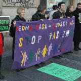 Žene u crnom danas organizuju stajanje u crnini i ćutanju 1