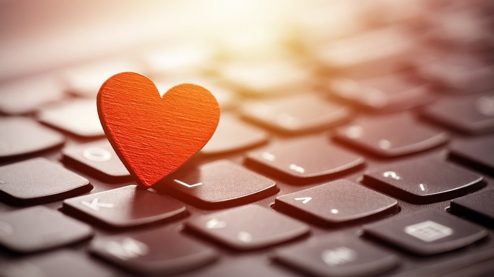 crveno srce na tastaturi