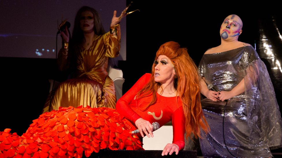 dreg kolektiv efemerne konfesije