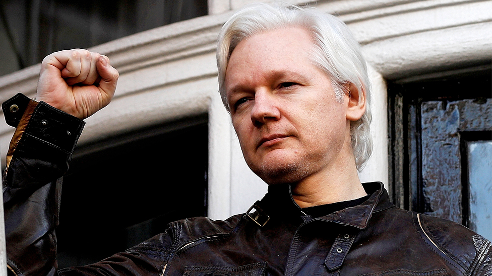 Sud odlučio: Asanž kriv za kršenje uslova kaucije, preti mu 12 meseci zatvora 2 Julian Assange