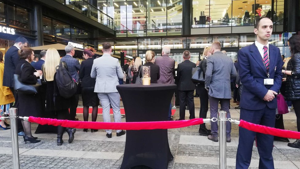 Dug put Starbaksa do Srbije i tihi početak 2 Otvaranje Starbaksa