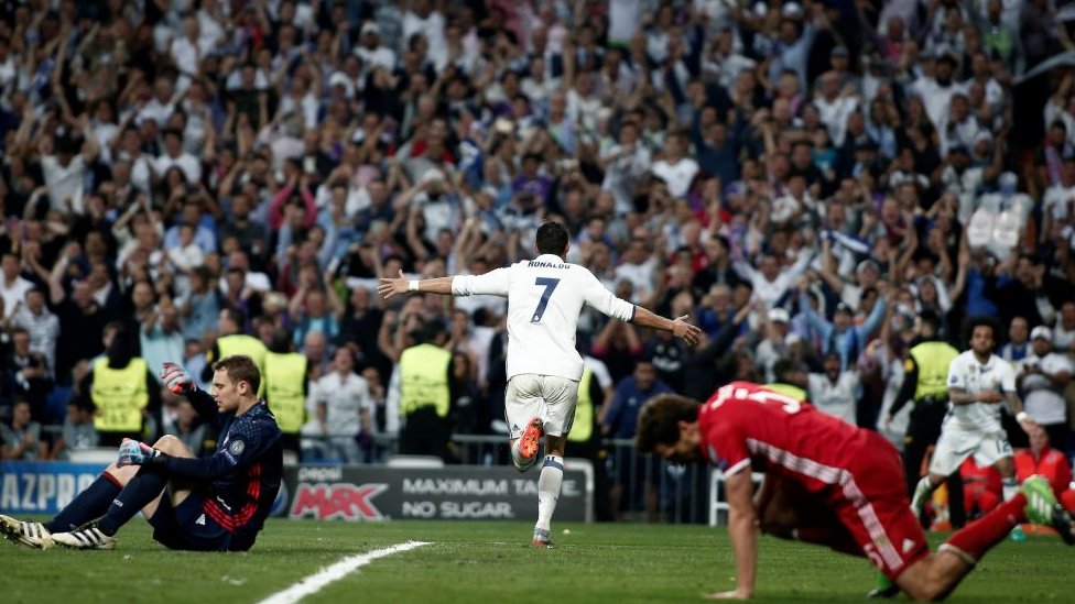 Ronaldo proslavlja jedan od golova protiv Bajerna