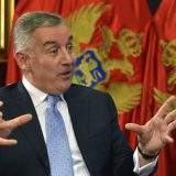 Špigel: Đukanović svesno traži sukobe 9