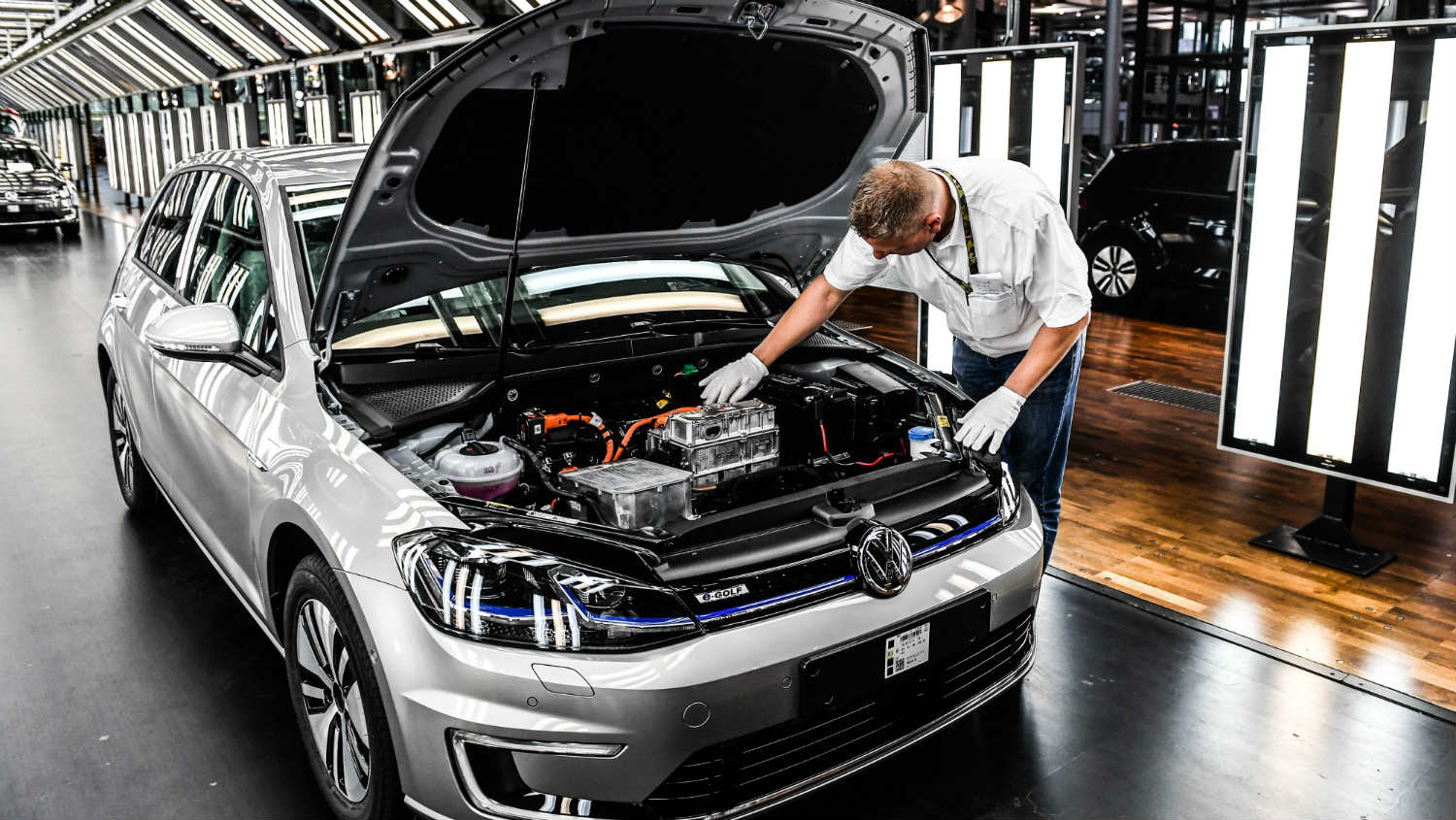 Srbija i Makedonija se zaletele najavljujući dolazak Folksvagena 1