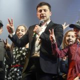 Za Zelenskog glasali ukrajinski "beli listići" 9