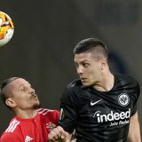 Ajntraht(ović) pomera granice 1