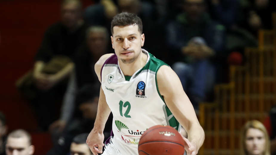 Milosavljević pred vratima Partizana 1