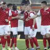 Gužva u redu za Top osam 14