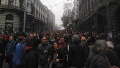 Protest 1 od 5 miliona Govornici na protestu: Vučić je uzurpirao vlast, sa njim nemamo budućnost 5