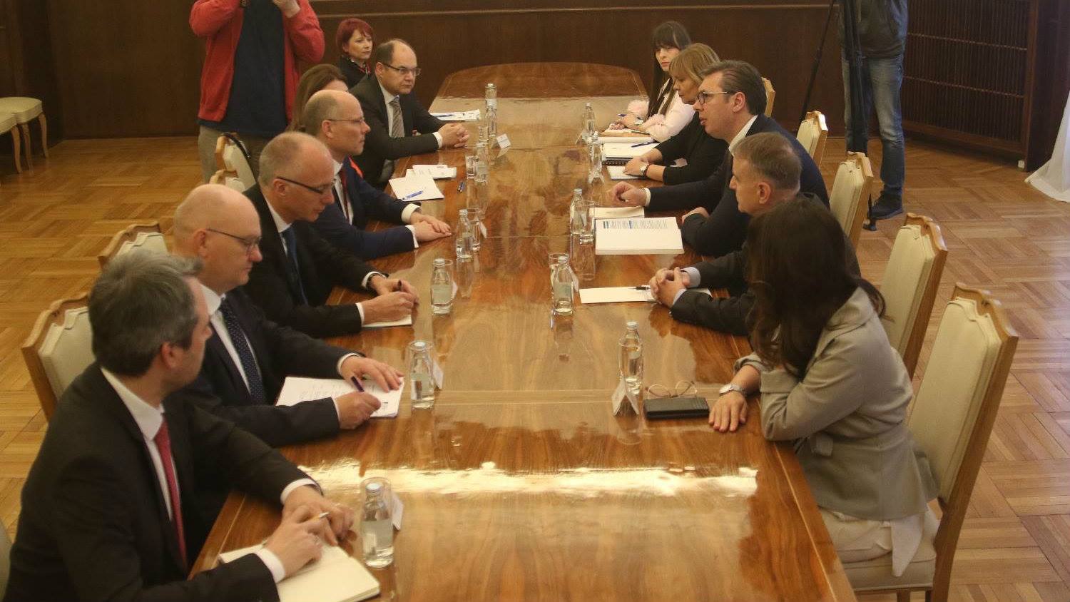 Poslanici Bundestaga sa Vučićem: Zalažemo se za dijalog sa Prištinom, mir i stabilnost 1