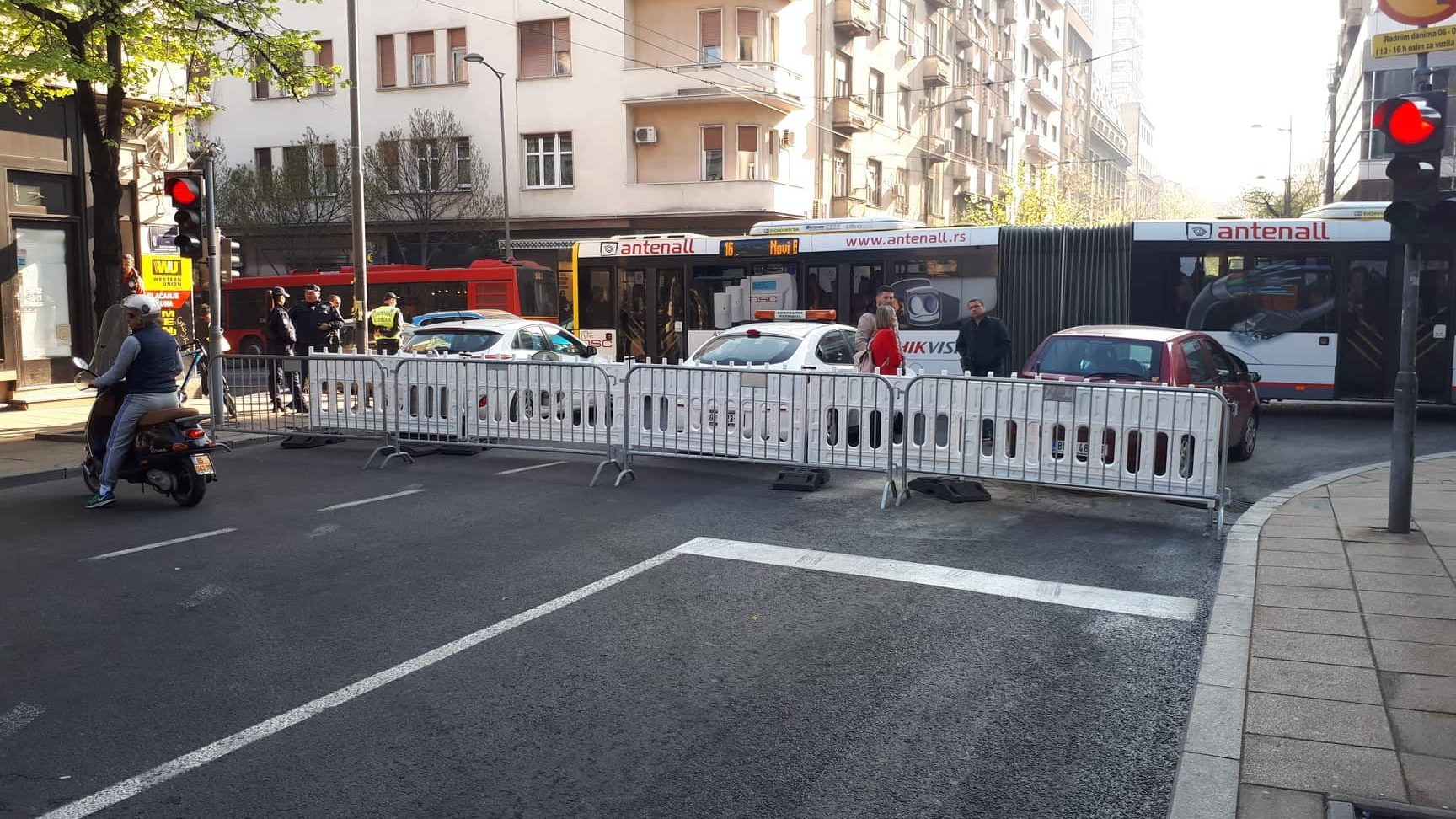 Izmene u centru Beograda, na Trgu Republike do juna bez trolejbusa i autobusa (FOTO) 1