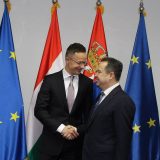 Dačić i Sijarto izrazili zadovoljstvo razvojem bilateralnih odnosa 7