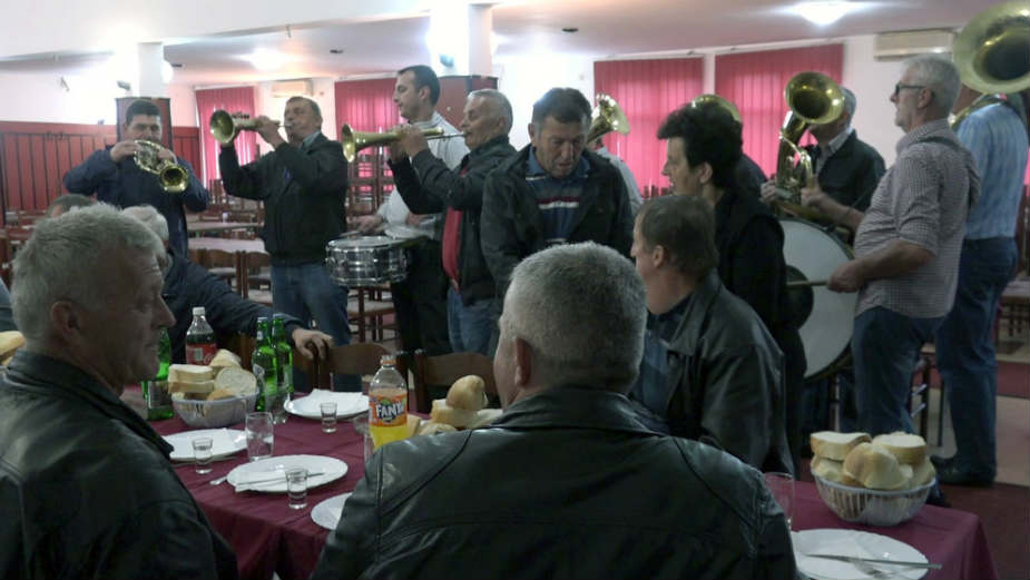 Kako su radnici ivanjičke firme jedan dan slavili otkaze, a sutradan plakali? 1