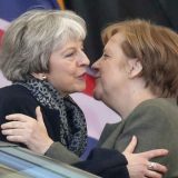 Mej i Merkel se složile o potrebi za organizovanim Bregzitom 11