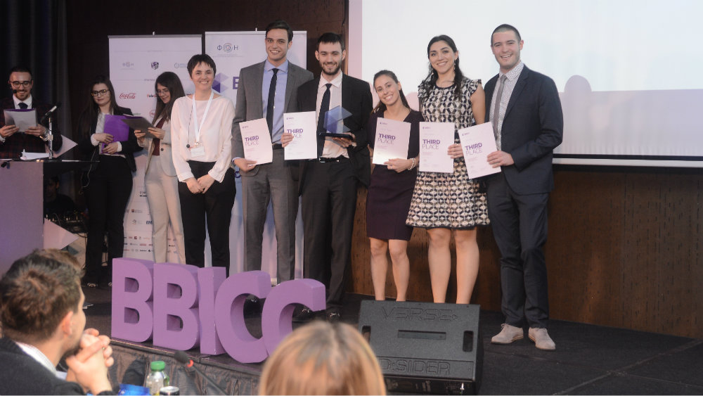 Kanadski univerzitet pobedio na svetskom takmičenju u rešavanju poslovne studije slučaja na FON-u 1