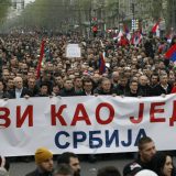 Anketa Danasa: Građani podeljeni oko podrške protestu "1 od 5 miliona" 14