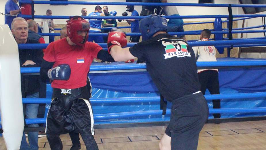 Bokseri iz Rumunije, Turske i Mađarske na “Memorijalu Branko Pešić” 1