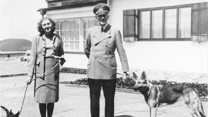 Na današnji dan 1945. Adolf Hitler i Eva Braun izvršili samoubistva 1