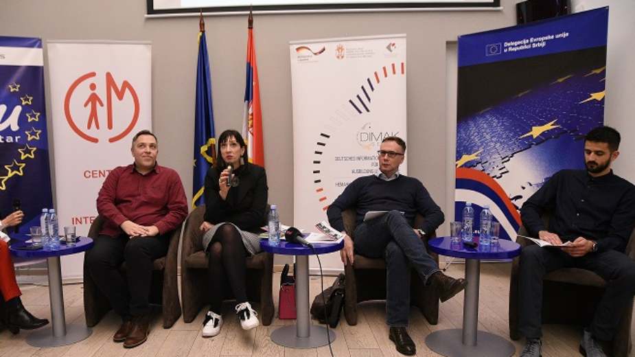 U nehigijenskim naseljima 70 odsto porodica nema pristup vodi 1