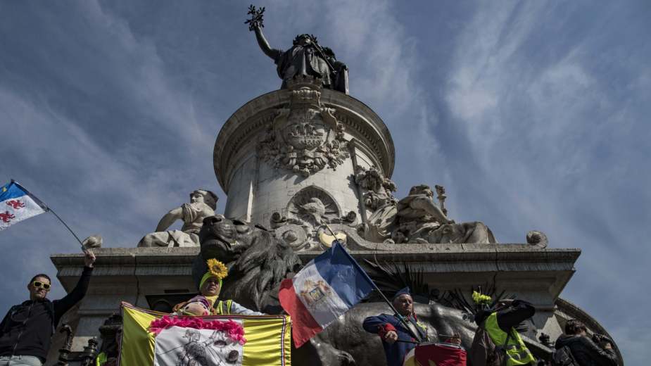 Opada broj Žutih prsluka u Francuskoj 1