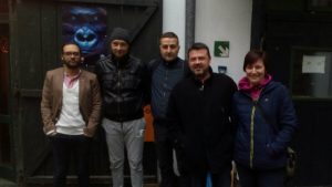 Zrenjaninci na protest stigli privatnim automobilima (FOTO) 2