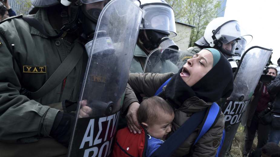 Novi sukobi migranata i policije na severu Grčke 1