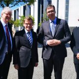 Vučić sa poslanicima Bundestaga: Srbija posvećena dijalogu 5