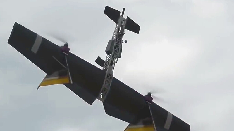 Leteći Kalašnjikov 1