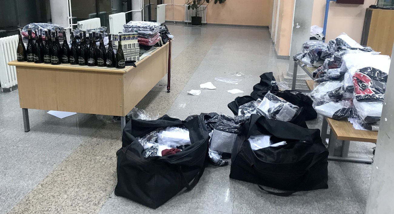 Gradina: Zaplenjena neprijavljena roba vredna skoro pola miliona dinara 1