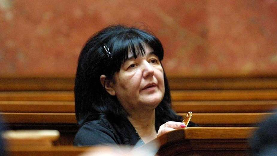 Polaganje urne Mirjane Marković u subotu u Požarevcu 1