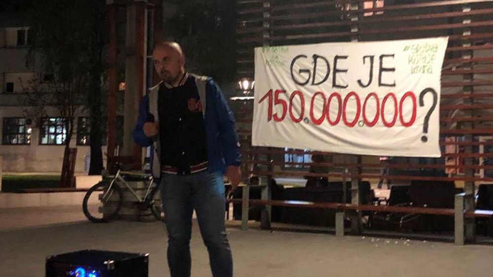 Protest građana Požege: Vučićev miting ispraznio opštinsku zgradu 1