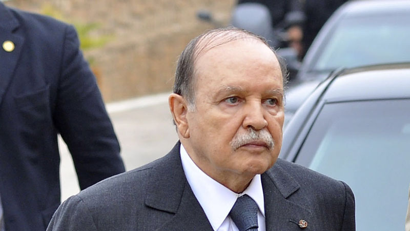 Alžirski predsednik će podneti ostavku do 28. aprila 1