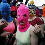 Članica grupe "Pusi Rajot" u odsustvu osuđena na šest godina zatvora 6