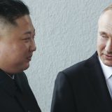 Kim Džong Un čestitao Putinu Dan pobede i poželeo uspeh protiv korona virusa 3