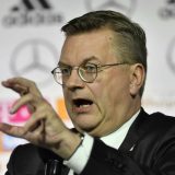 Grindel podneo ostavku na funkcije u Uefi i Fifi 15