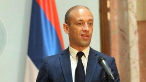 Opozicionari sa Kosova sumnjaju da su prisluškivani 3 Opozicionari sa Kosova sumnjaju da su prisluškivani 3