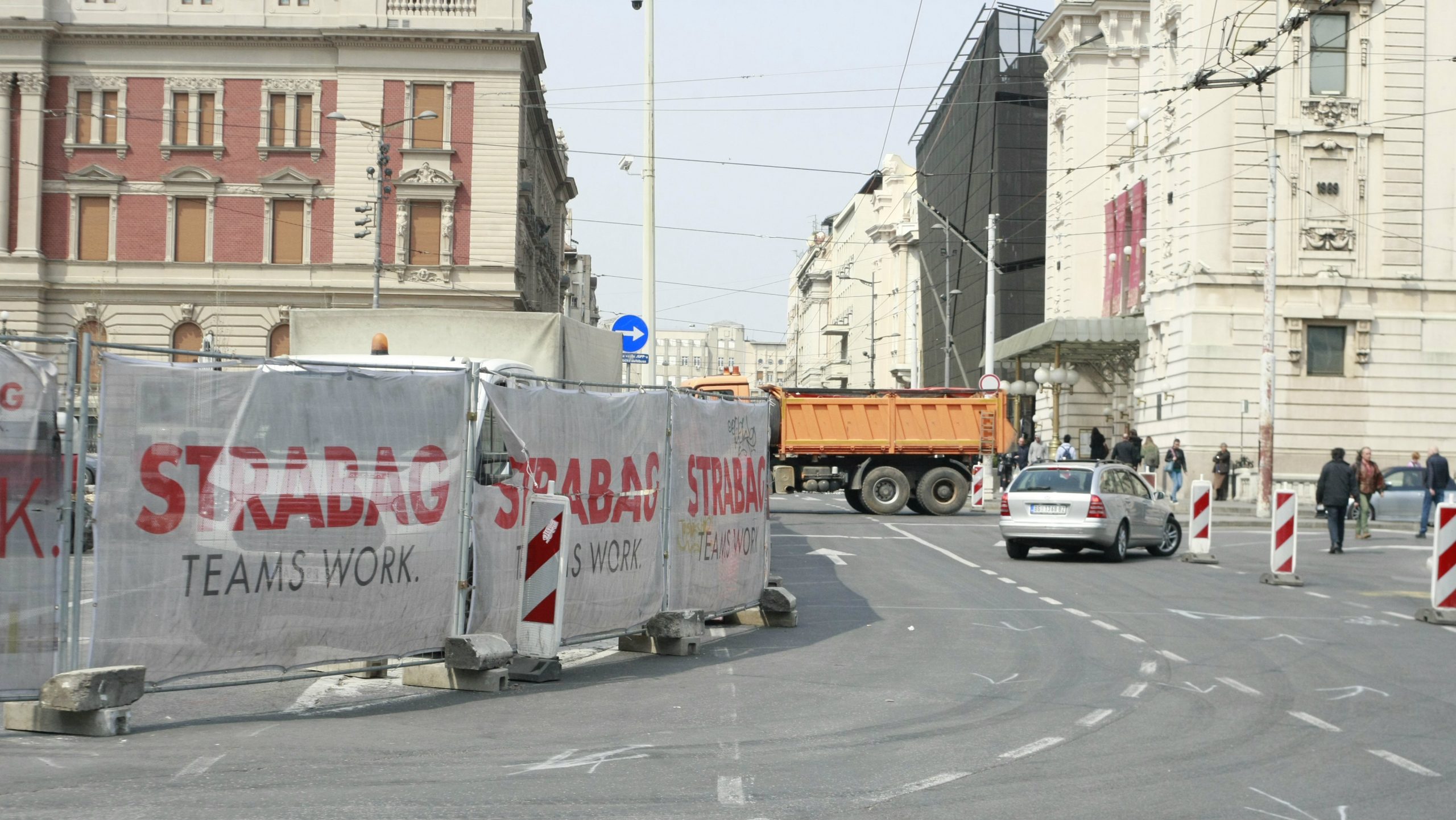 DS: Prikupljanje potpisa za referendum o izmeštanju centra 1