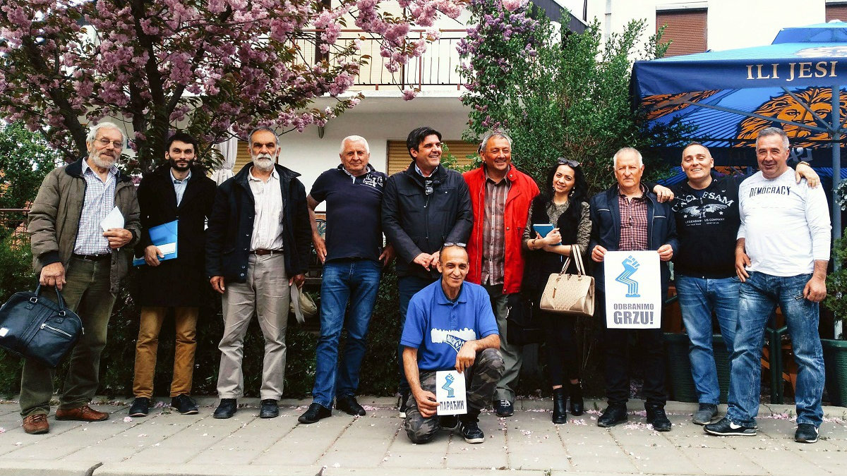 Čabradi sa borcima za odbranu reka Srbije 1