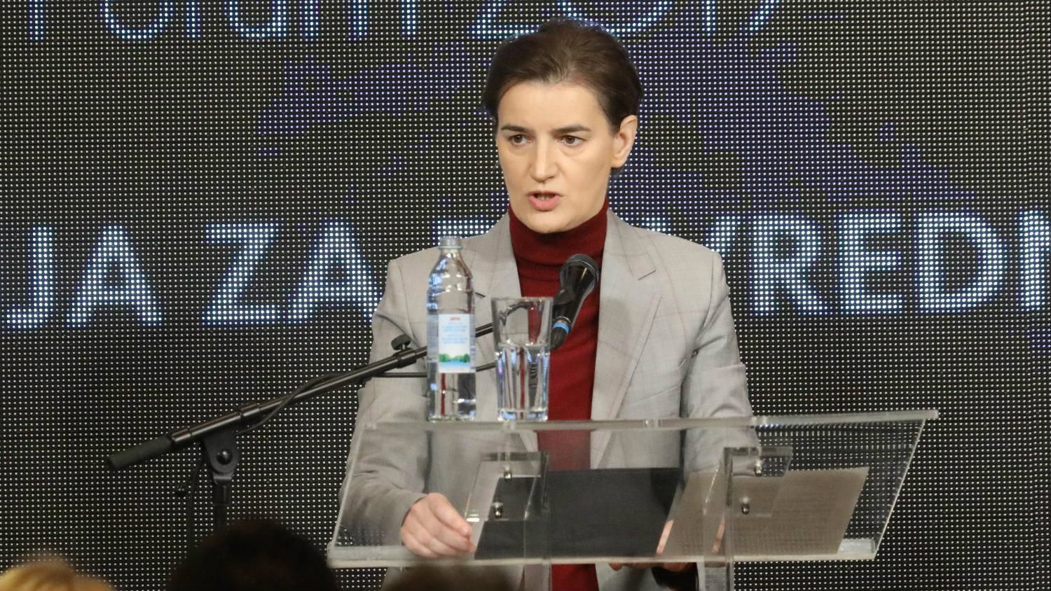 Brnabić: Mir i stabilnost najvažniji preduslovi za privredni rast i jaku ekonomiju 1