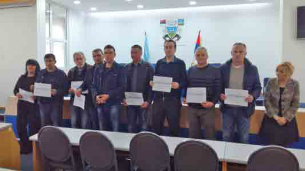 Loznica: Deo skupštinske većine poručuje da će braniti izbornu volju građana 1