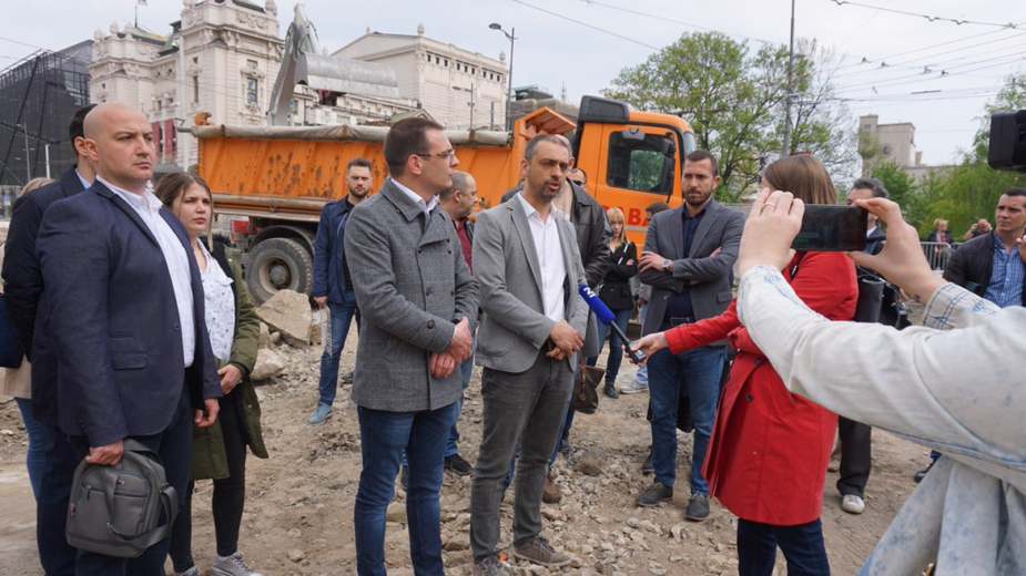 Bastać: Dolazićemo svakog dana na gradilište na Trgu republike 1