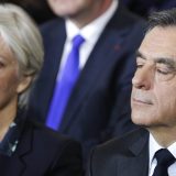 Bivšem francuskom premijeru Fijonu i supruzi biće sudjeno za korupciju 5