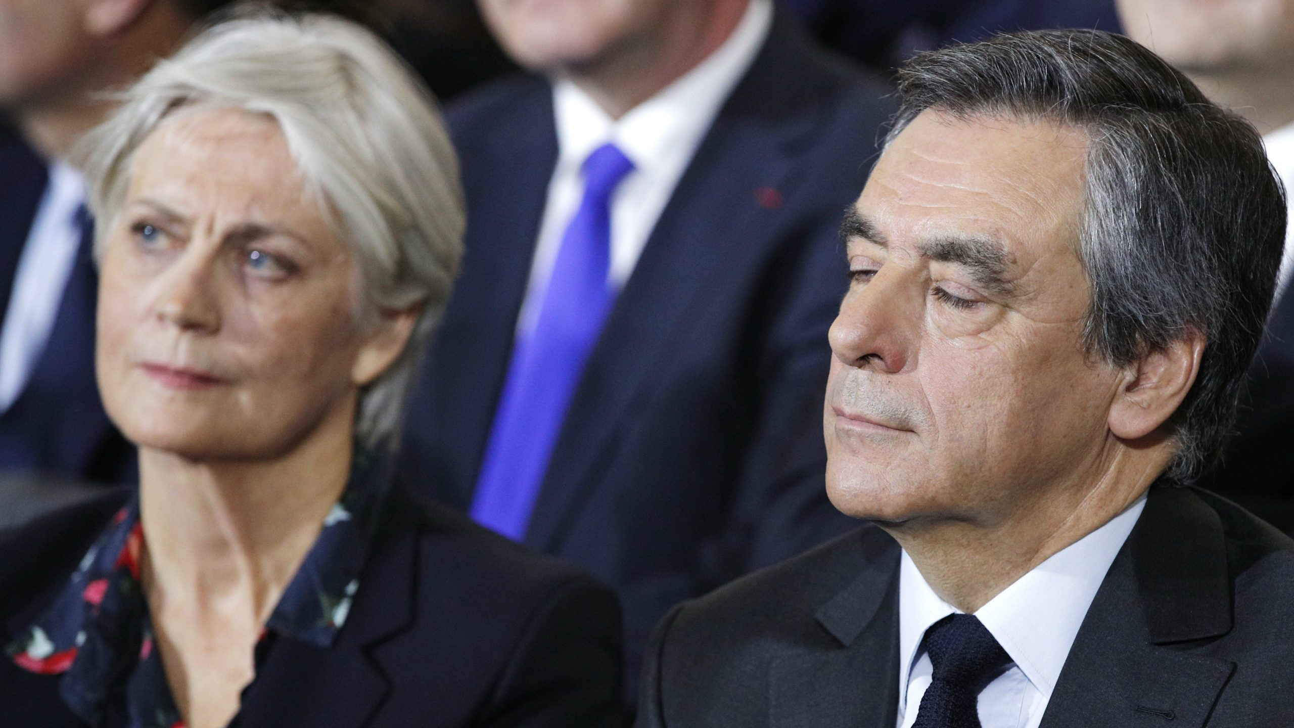Bivšem francuskom premijeru Fijonu i supruzi biće sudjeno za korupciju 1